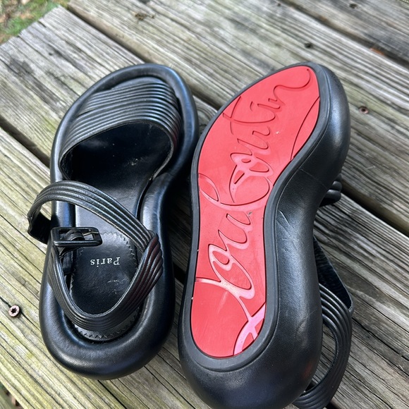 Christian Louboutin Manolasummer black leather sandal flats - Picture 5 of 9